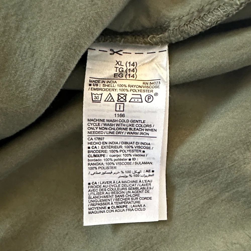 Old Navy Olive Green Off-Shoulder Dress with Floral Center Trim Size XL